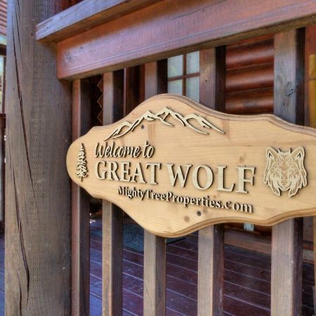 Вилла Great Wolf Cabin In Pigeon Forge! Экстерьер фото