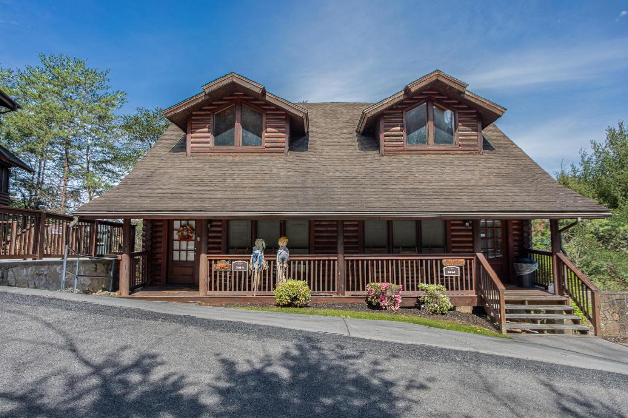 Вилла Great Wolf Cabin In Pigeon Forge! Экстерьер фото